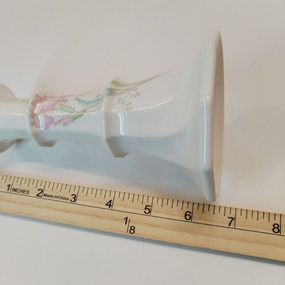 Toyo White Floral Porcelain Bud Made In Japan‎ 6.5" Tall Candle Sticks Set Of 2 - Picture 7 of 8